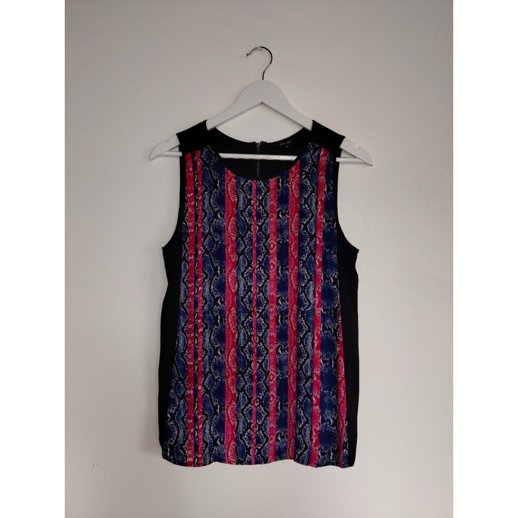 Rw&Co Snake Pattern Top
